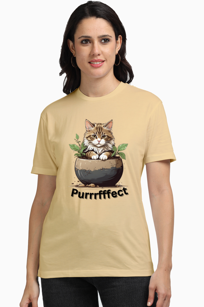 Purrfectly Cute Cotton Tee: Embrace Your Inner Cat Lover!